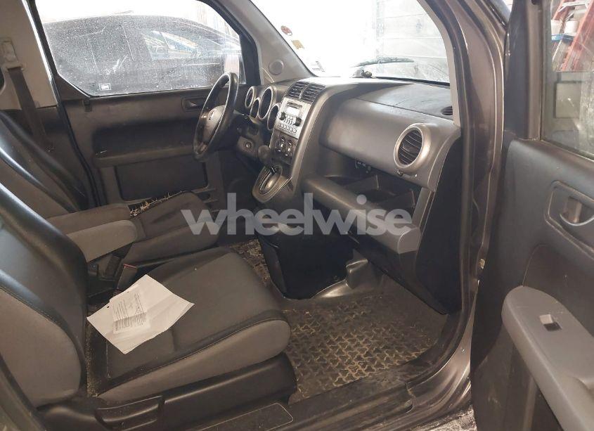 Photo 5 of 2005 Honda Element EX (VIN 5J6YH28685L033098)