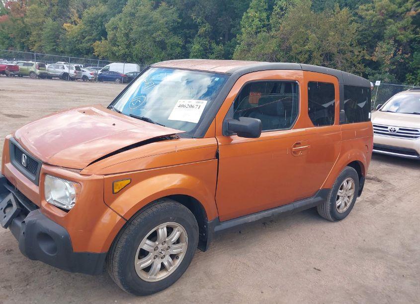 Photo 2 of 2006 Honda Element EX-P (VIN 5J6YH28706L005984)