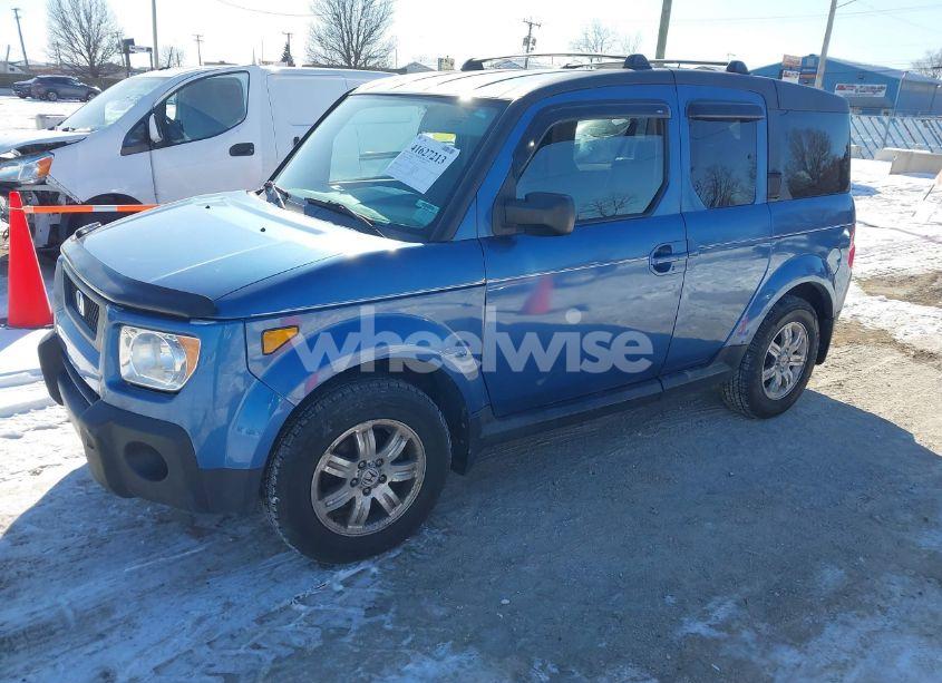 Photo 2 of 2006 Honda Element EX-P (VIN 5J6YH28706L013924)
