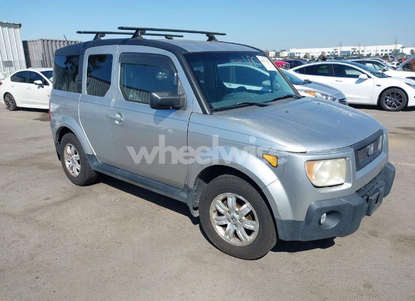 2006 Honda Element EX-P (VIN 5J6YH28726L022561) main photo