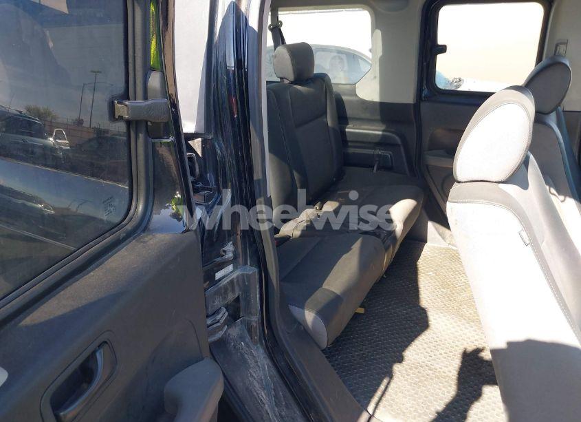 Photo 8 of 2006 Honda Element EX-P (VIN 5J6YH28726L027422)