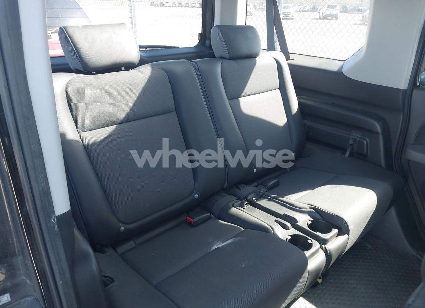 Photo 8 of 2006 Honda Element EX-P (VIN 5J6YH28736L017451)