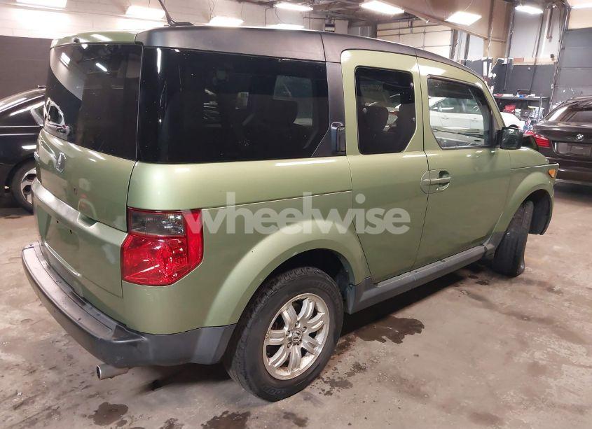 Photo 4 of 2006 Honda Element EX-P (VIN 5J6YH28736L019104)