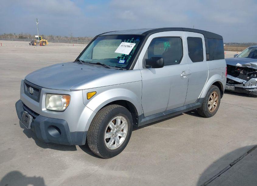 Photo 2 of 2006 Honda Element EX-P (VIN 5J6YH28746L014476)