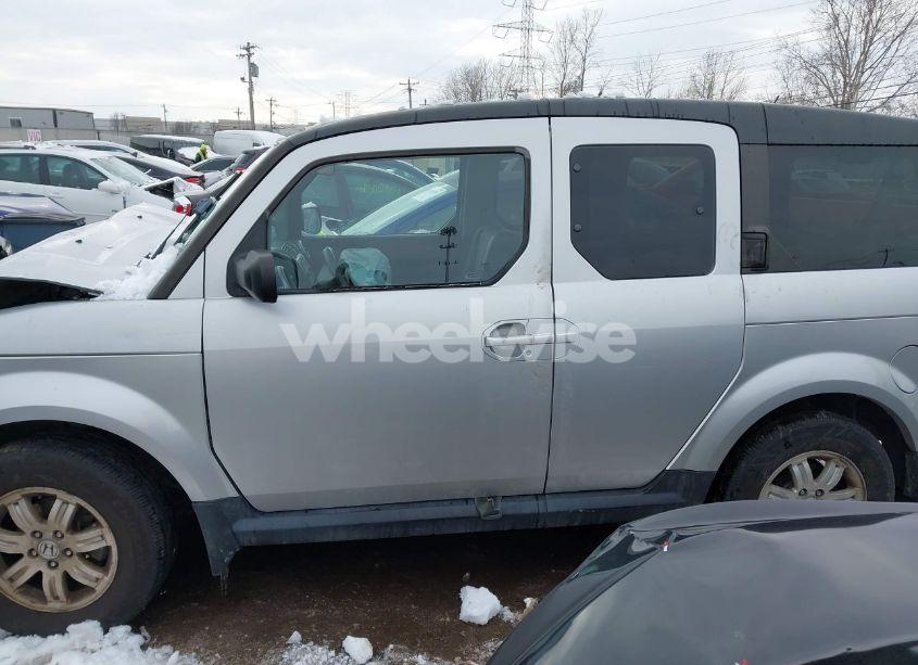 Photo 15 of 2006 Honda Element EX-P (VIN 5J6YH28766L027911)