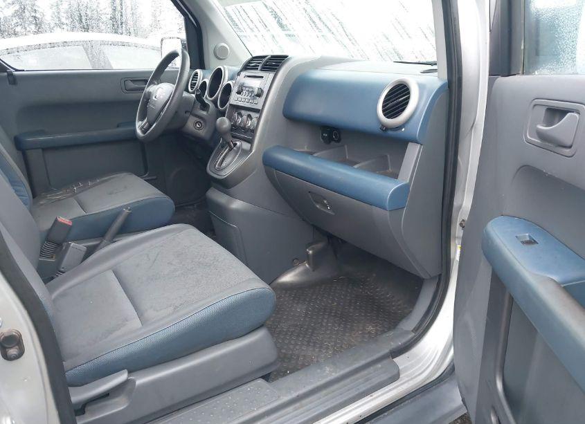 Photo 5 of 2006 Honda Element EX-P (VIN 5J6YH28786L011631)