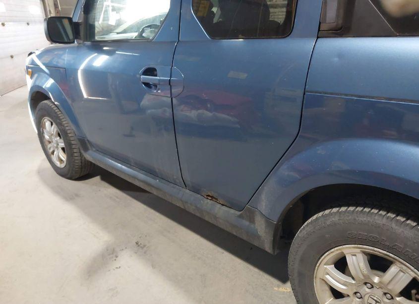 Photo 6 of 2006 Honda Element EX-P (VIN 5J6YH287X6L000405)