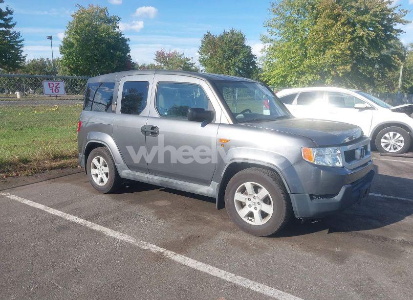 2010 Honda Element EX (VIN 5J6YH2H75AL003818) main photo
