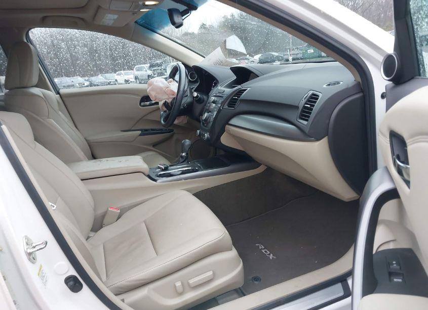 Photo 5 of 2014 Acura Rdx (VIN 5J8TB3H32EL003447)