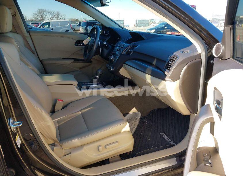 Photo 5 of 2014 Acura Rdx (VIN 5J8TB3H33EL013954)