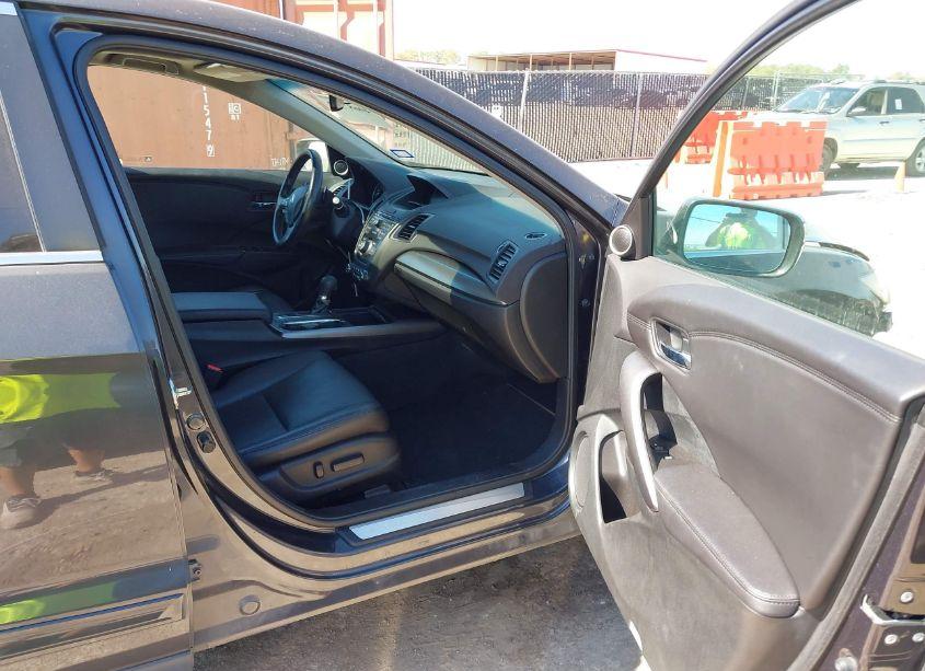 Photo 5 of 2015 Acura Rdx (VIN 5J8TB3H33FL002048)