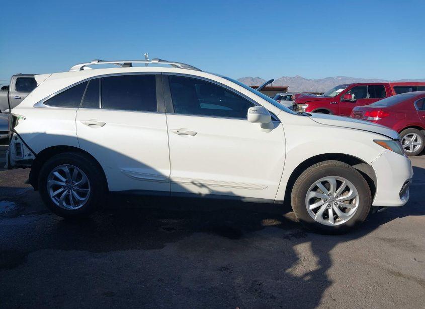 Photo 14 of 2016 Acura Rdx ACURAWATCH PLUS PKG (VIN 5J8TB3H33GL015951)