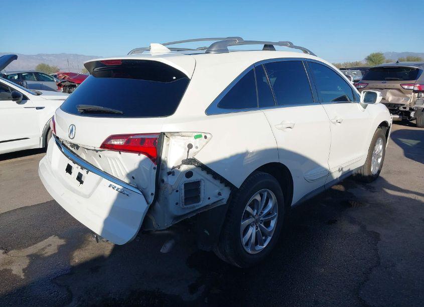 Photo 4 of 2016 Acura Rdx ACURAWATCH PLUS PKG (VIN 5J8TB3H33GL015951)