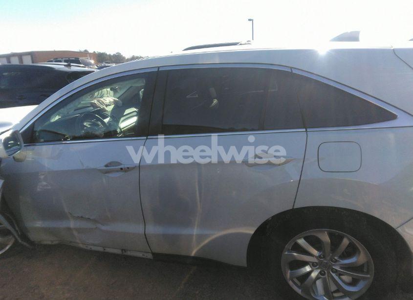 Photo 15 of 2017 Acura Rdx BASE (A6)/W/ACURAWATCH PLUS PACKAGE (VIN 5J8TB3H33HL004112)