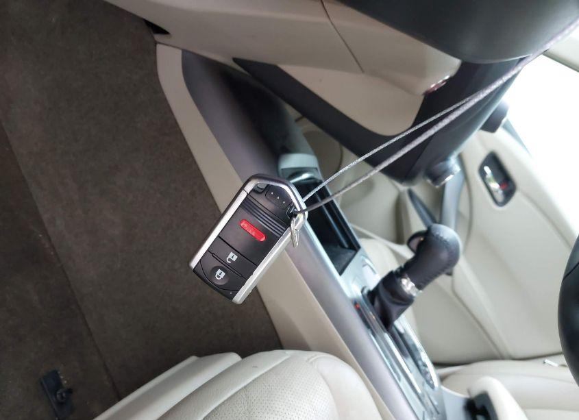 Photo 11 of 2015 Acura Rdx (VIN 5J8TB3H35FL005551)