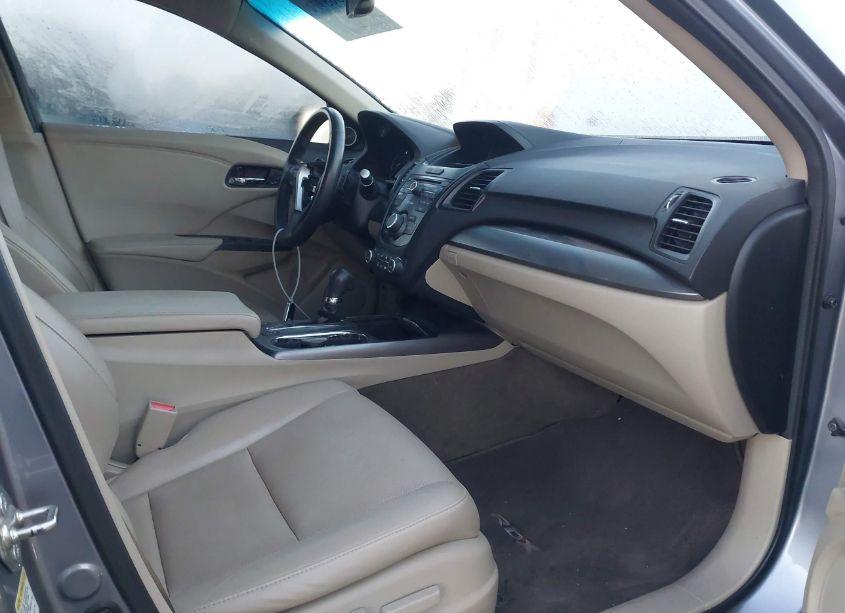Photo 5 of 2014 Acura Rdx (VIN 5J8TB3H3XEL005947)
