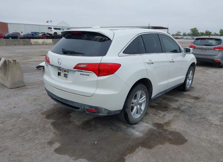 Photo 4 of 2015 Acura Rdx (VIN 5J8TB3H53FL018624)