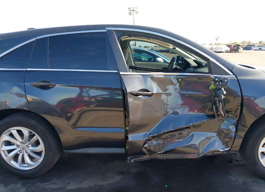 Photo 14 of 2016 Acura Rdx TECHNOLOGY ACURAWATCH PLUS PACKAGES/TECHNOLOGY PACKAGE (VIN 5J8TB3H53GL003994)