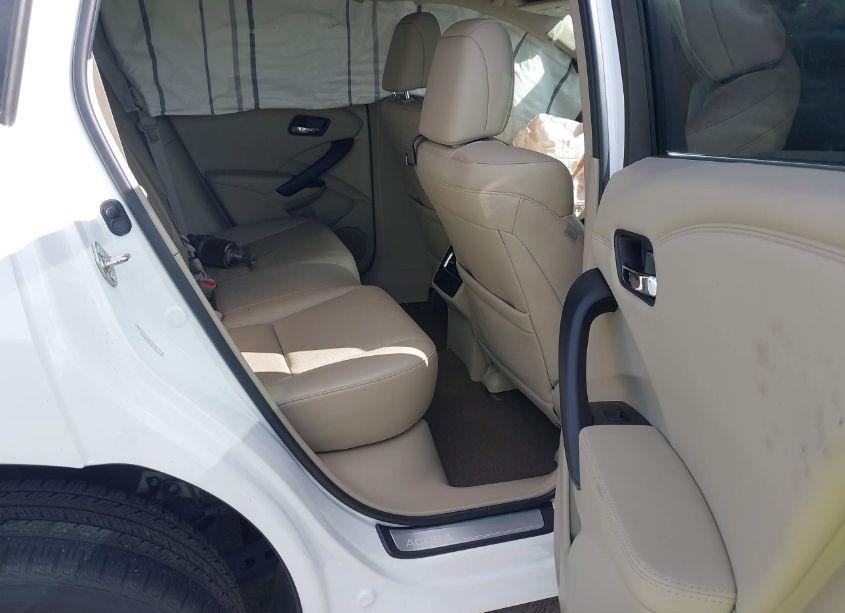 Photo 8 of 2017 Acura Rdx TECHNOLOGY ACURAWATCH PLUS PACKAGES/W/TECHNOLOGY PACKAGE (VIN 5J8TB3H57HL007340)