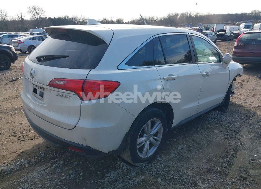 Photo 4 of 2015 Acura Rdx (VIN 5J8TB3H58FL005142)