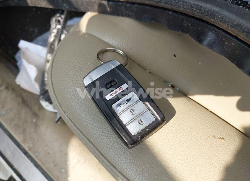 Photo 11 of 2016 Acura Rdx ACURAWATCH PLUS PACKAGE (VIN 5J8TB4H30GL007747)