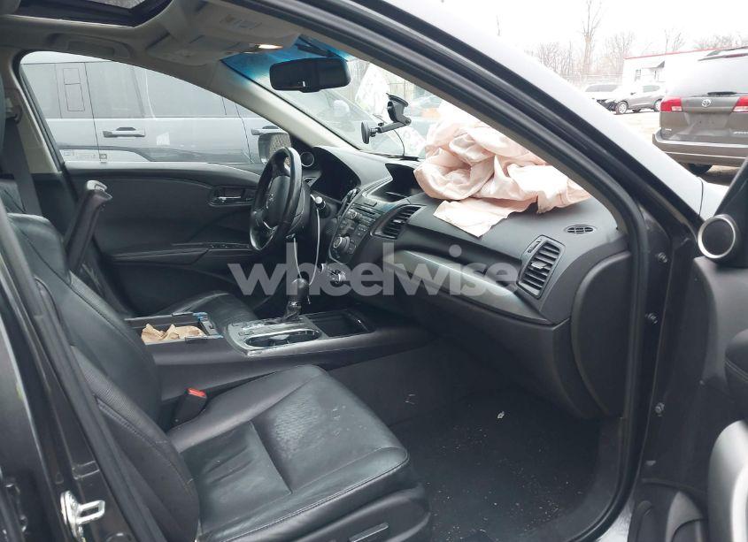 Photo 5 of 2014 Acura Rdx (VIN 5J8TB4H31EL013117)