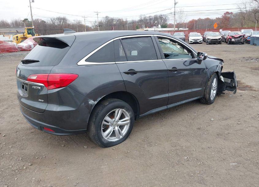 Photo 4 of 2015 Acura Rdx (VIN 5J8TB4H33FL005053)