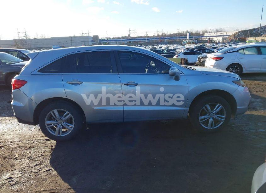 Photo 13 of 2015 Acura Rdx (VIN 5J8TB4H33FL025321)
