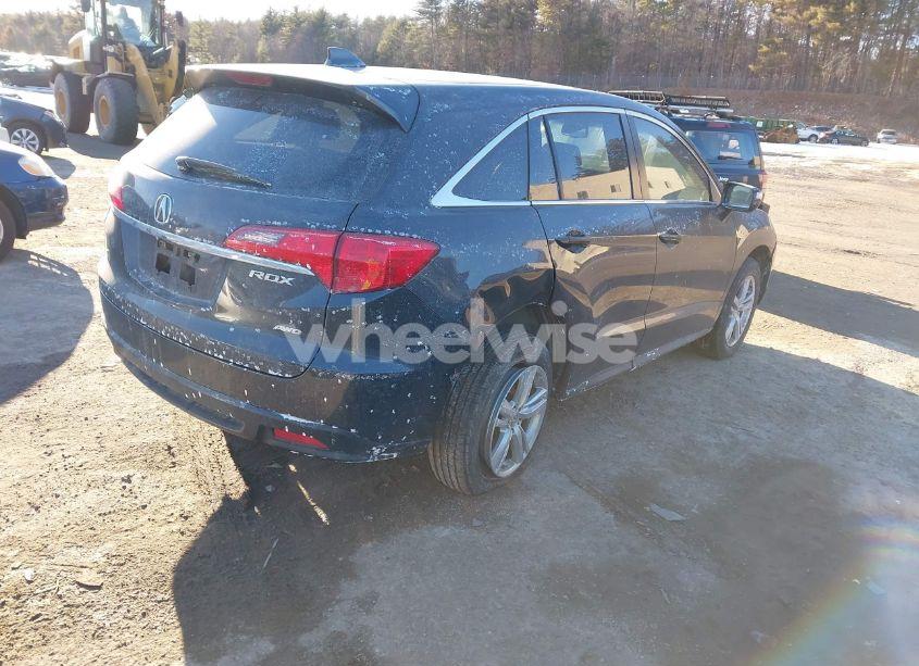 Photo 4 of 2015 Acura Rdx (VIN 5J8TB4H35FL025515)