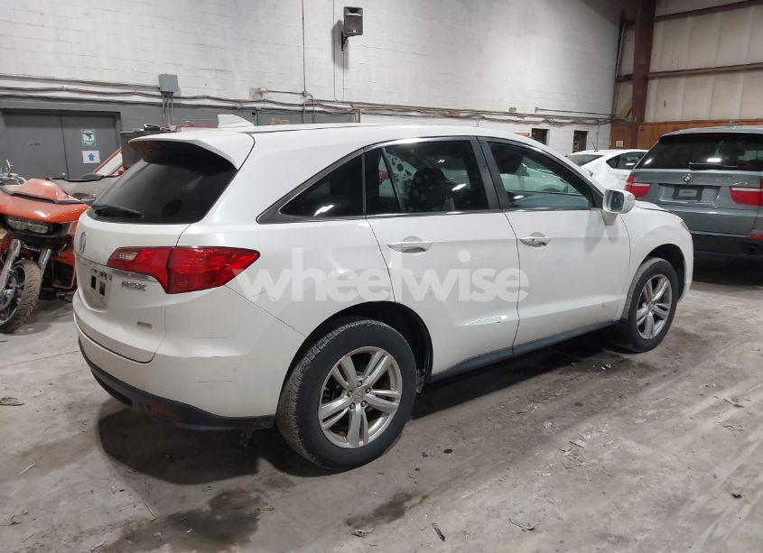 Photo 4 of 2015 Acura Rdx (VIN 5J8TB4H36FL003152)