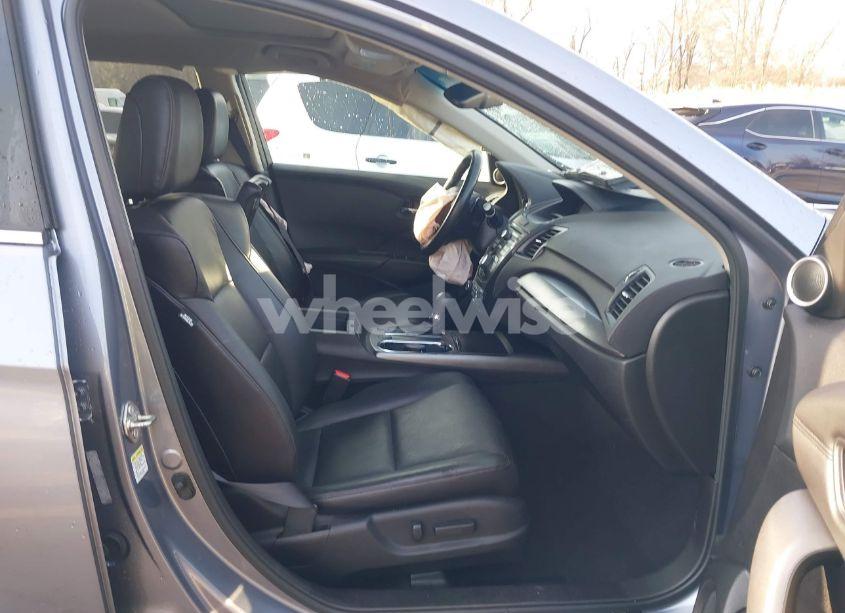 Photo 5 of 2015 Acura Rdx (VIN 5J8TB4H3XFL008449)