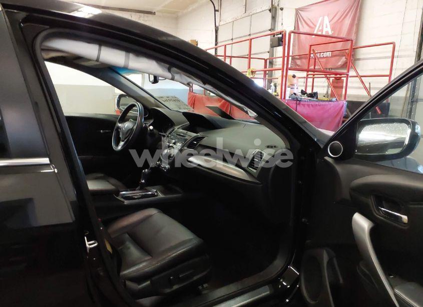 Photo 5 of 2015 Acura Rdx (VIN 5J8TB4H54FL022199)