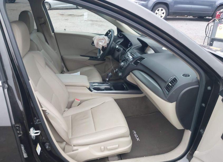 Photo 5 of 2014 Acura Rdx (VIN 5J8TB4H55EL000341)