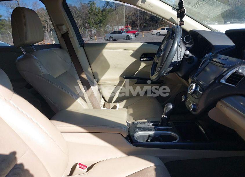 Photo 5 of 2016 Acura Rdx (VIN 5J8TB4H55GL018535)