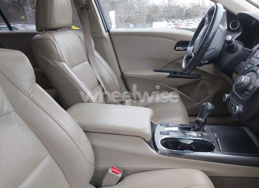 Photo 5 of 2014 Acura Rdx (VIN 5J8TB4H57EL009834)