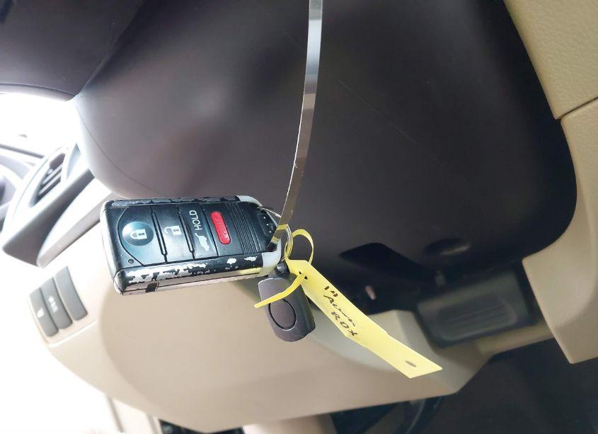 Photo 11 of 2014 Acura Rdx (VIN 5J8TB4H58EL015819)