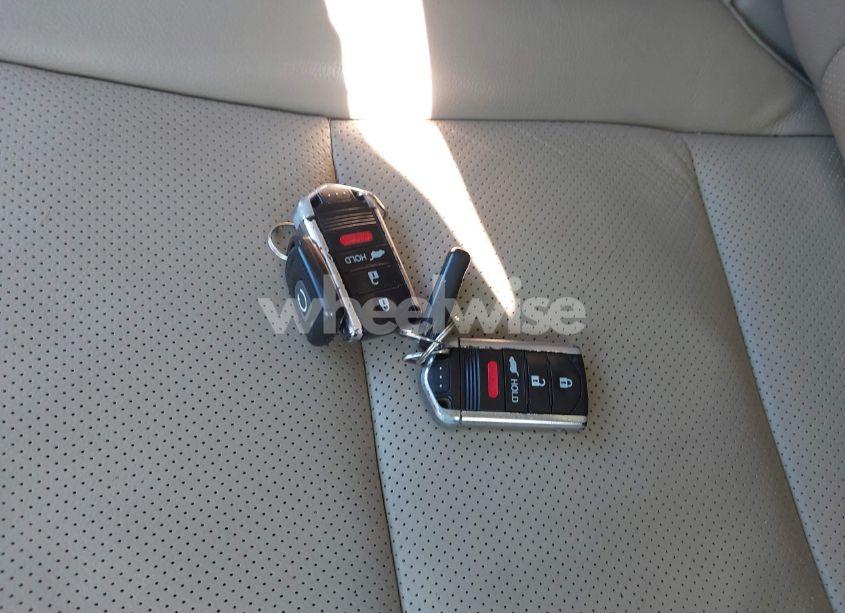 Photo 11 of 2015 Acura Rdx (VIN 5J8TB4H59FL000280)