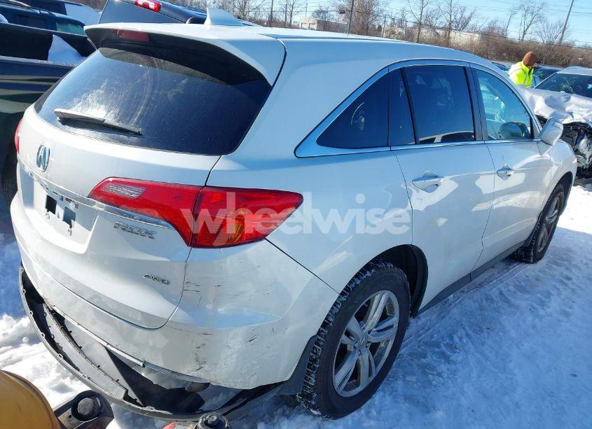 Photo 4 of 2015 Acura Rdx (VIN 5J8TB4H59FL000280)