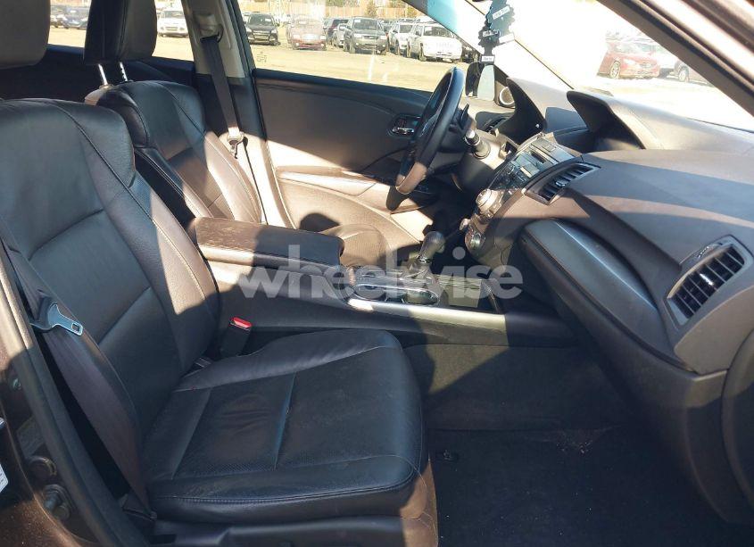Photo 5 of 2015 Acura Rdx (VIN 5J8TB4H5XFL030579)
