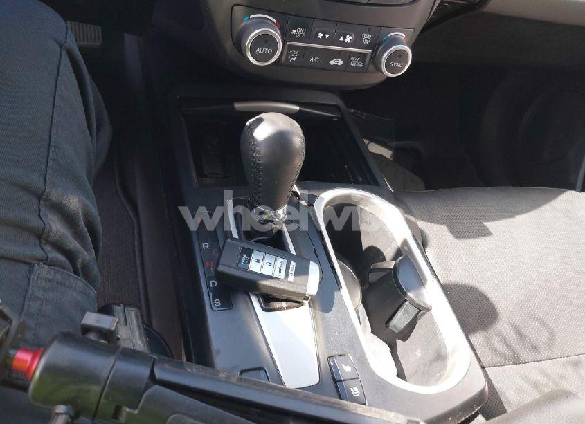 Photo 11 of 2017 Acura Rdx ADVANCE PACKAGE (VIN 5J8TB4H73HL016317)