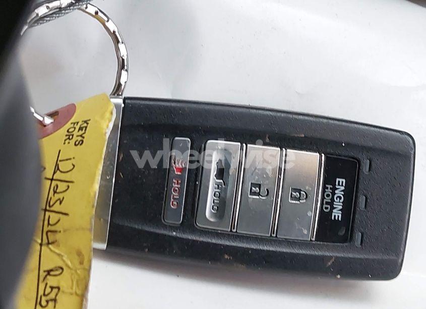 Photo 11 of 2017 Acura Rdx ADVANCE PACKAGE (VIN 5J8TB4H74HL026421)