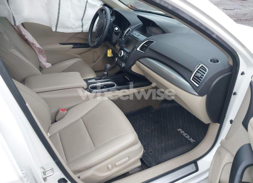 Photo 5 of 2017 Acura Rdx ADVANCE PACKAGE (VIN 5J8TB4H74HL026421)
