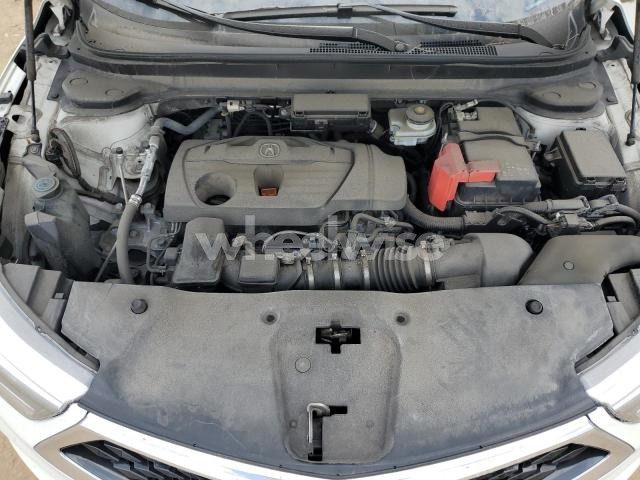 Photo 4 of 2019 ACURA RDX (VIN 5J8TC1H38KL000422)