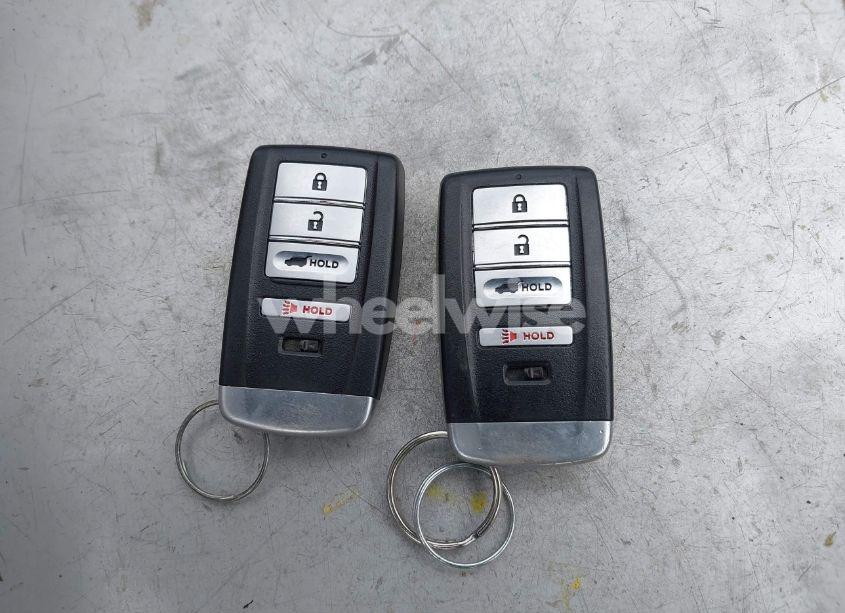 Photo 11 of 2019 Acura Rdx STANDARD (VIN 5J8TC1H39KL009906)