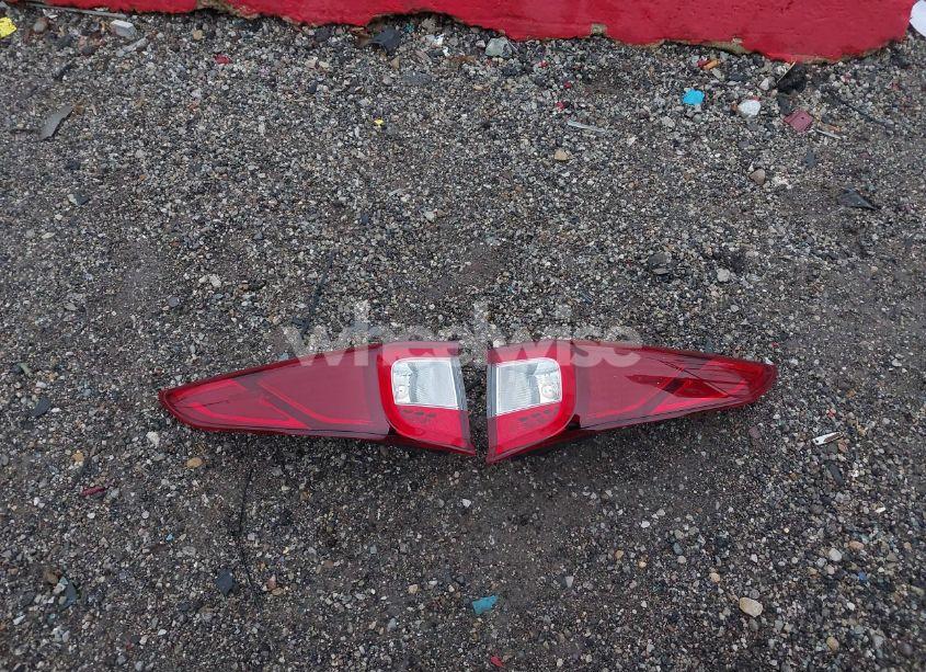 Photo 12 of 2019 Acura Rdx STANDARD (VIN 5J8TC1H39KL009906)