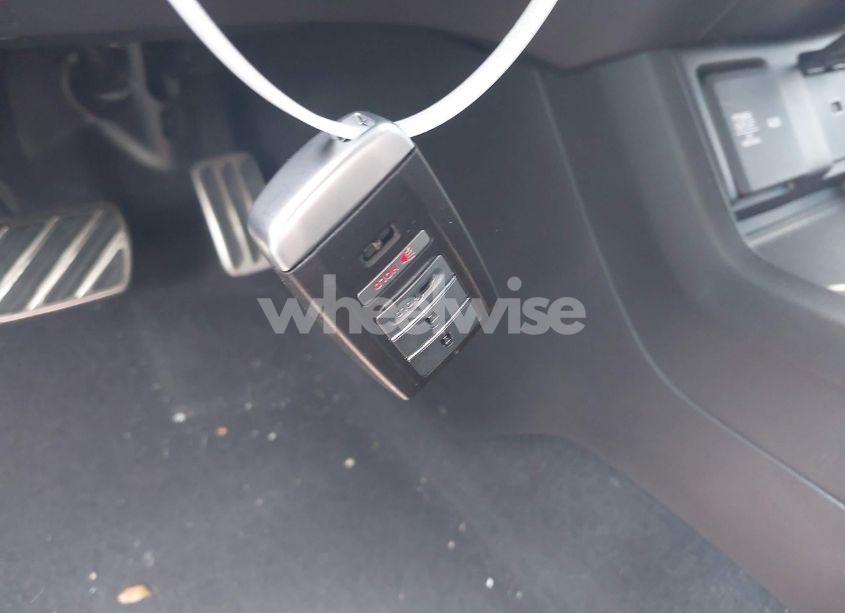 Photo 11 of 2021 Acura Rdx A-SPEC PACKAGE (VIN 5J8TC1H61ML023540)