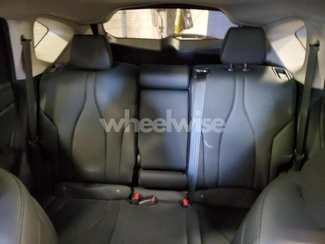 Photo 5 of 2021 ACURA RDX N/A (VIN 5J8TC2H31ML010072)