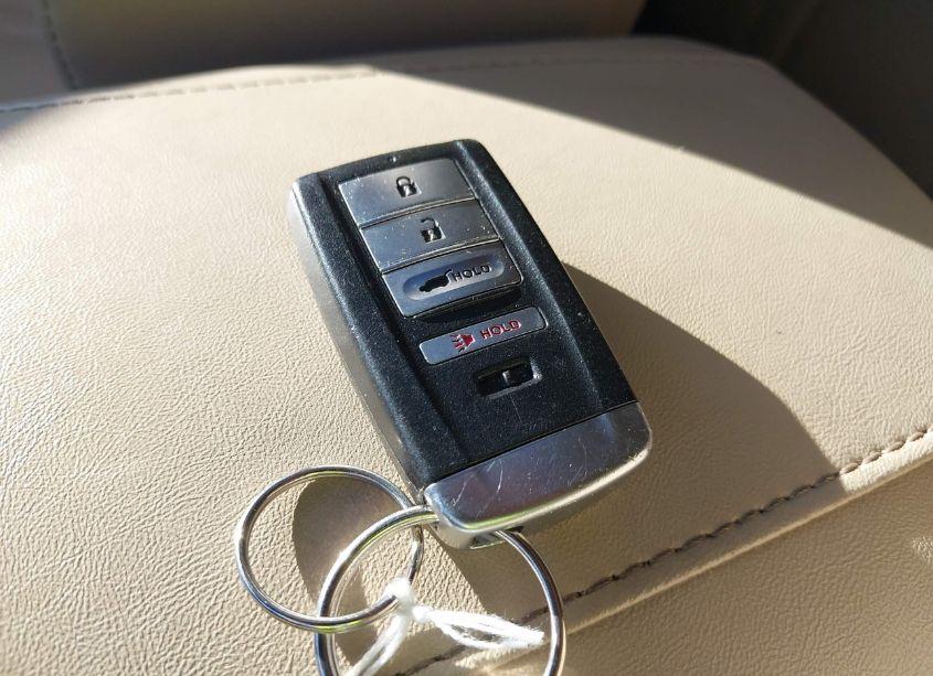 Photo 11 of 2019 Acura Rdx STANDARD (VIN 5J8TC2H32KL012667)