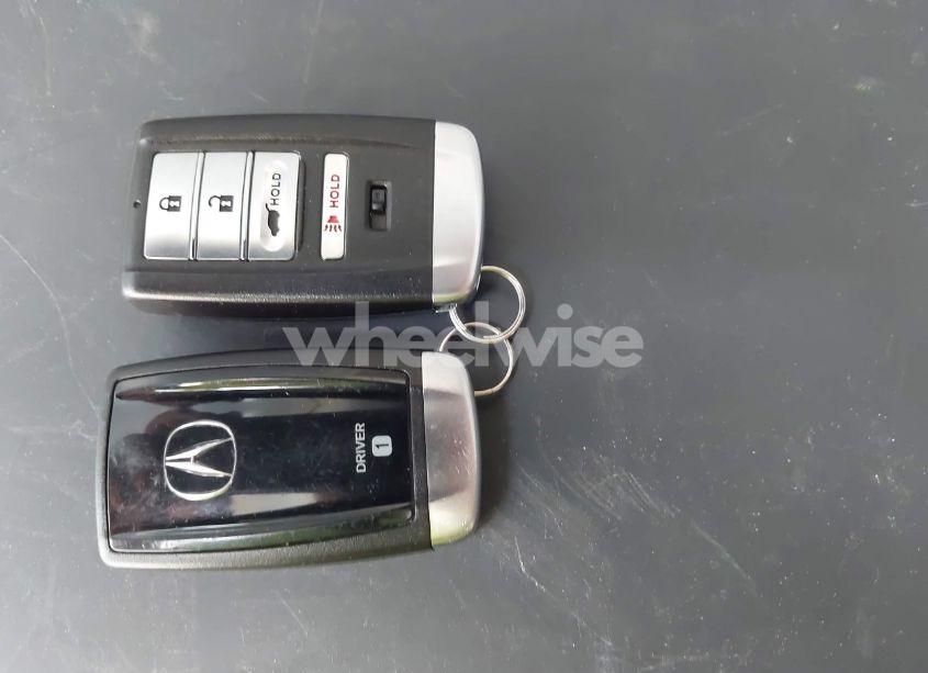 Photo 11 of 2019 Acura Rdx STANDARD (VIN 5J8TC2H37KL034504)