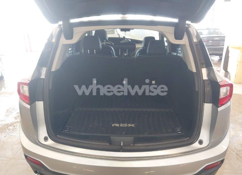 Photo 18 of 2019 Acura Rdx STANDARD (VIN 5J8TC2H38KL028064)